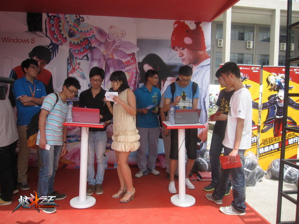 微软股价近期动态 s20130428113706148.jpg