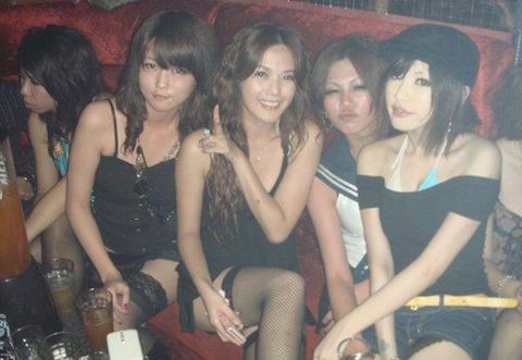 �ƺ���̣�90��ư��þ���˶���