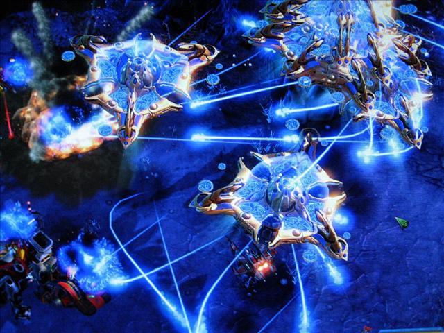 标题星际2展会提问金甲走了母舰量产了